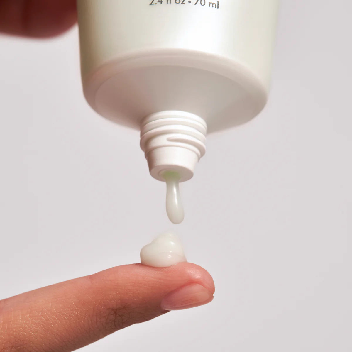 AQUA VEIL® Hydrating Serum