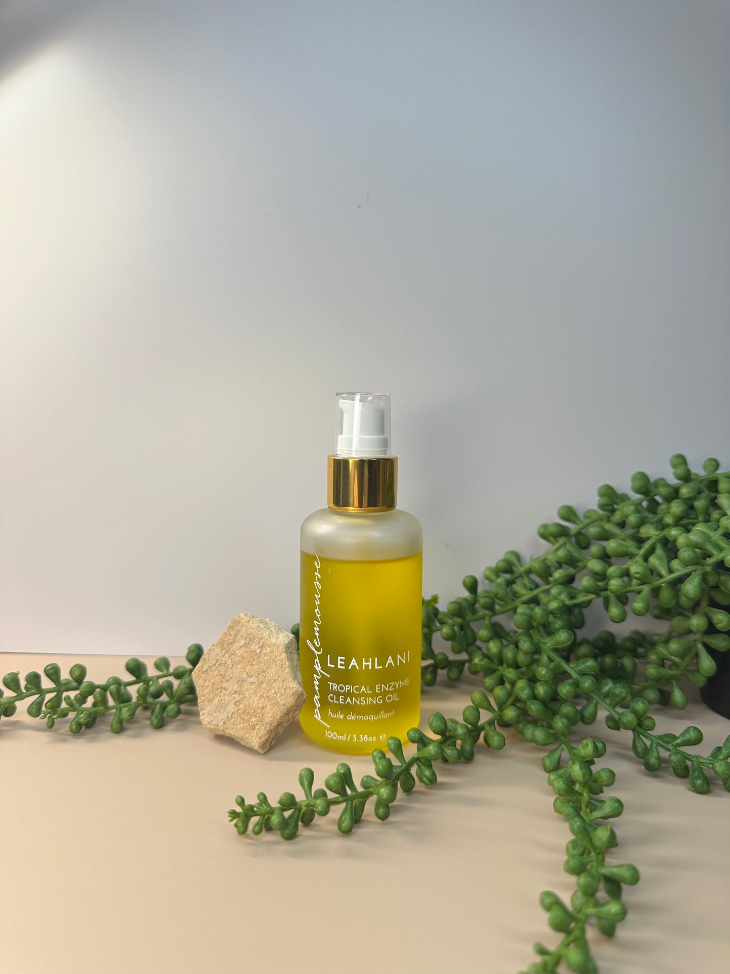 Leahlani Pamplemousse Tropical Enzyme Cleansing Oil – Brightening Makeup Remover